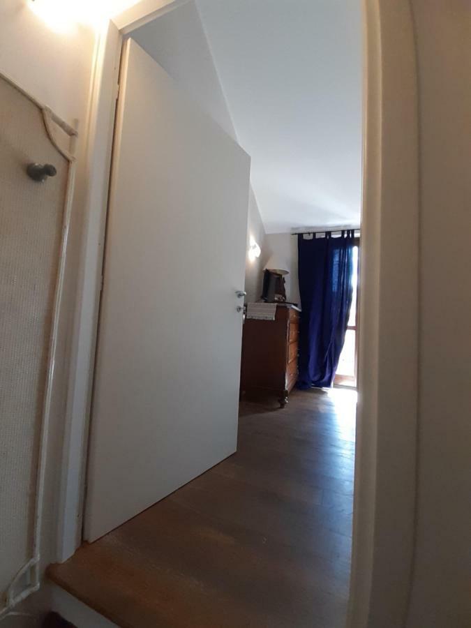 פוליניו B&B La Casa Di Alice מראה חיצוני תמונה